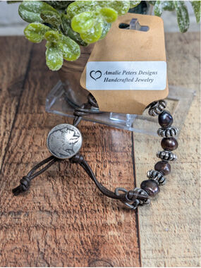 NEW Artisan Boho Cranberry Pearl Brown Knotted Leather Cord Button Bracelet